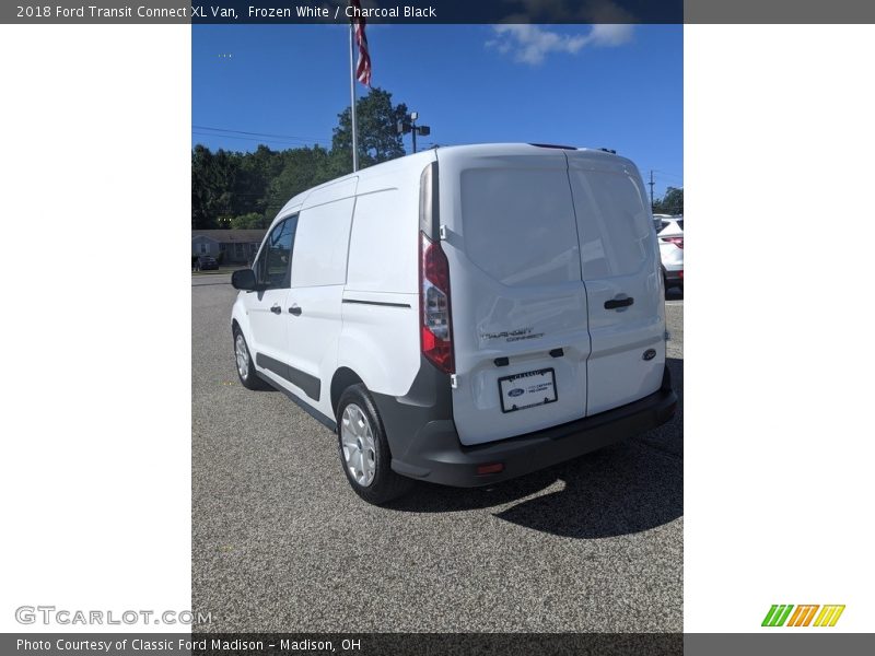 Frozen White / Charcoal Black 2018 Ford Transit Connect XL Van