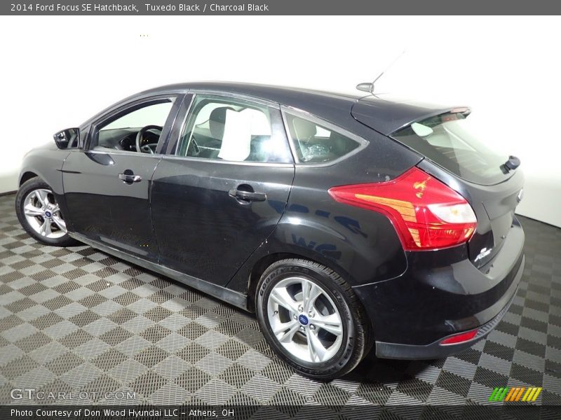 Tuxedo Black / Charcoal Black 2014 Ford Focus SE Hatchback