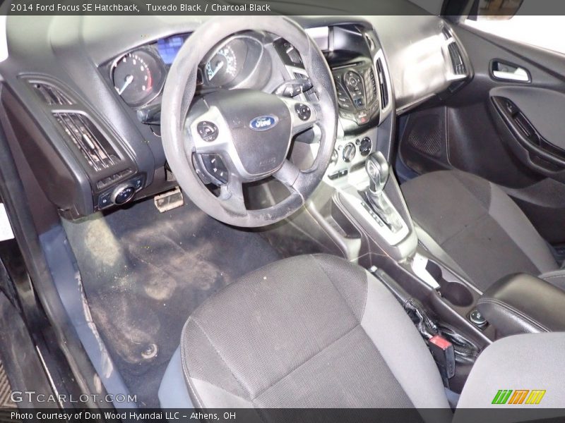 Tuxedo Black / Charcoal Black 2014 Ford Focus SE Hatchback