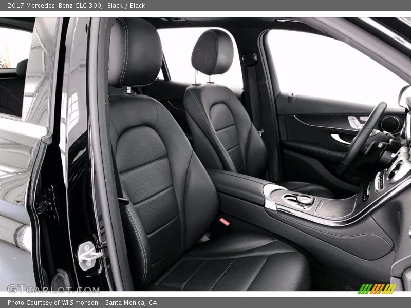 Black / Black 2017 Mercedes-Benz GLC 300