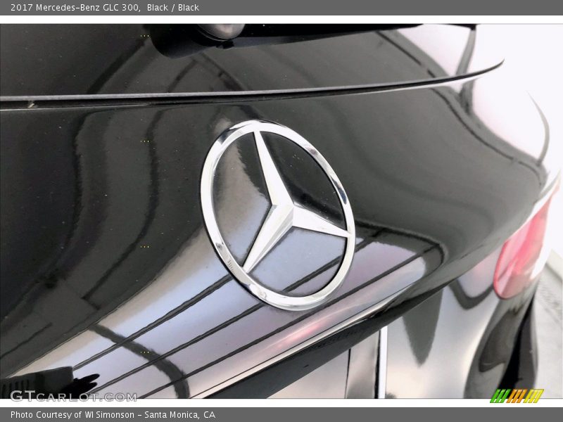 Black / Black 2017 Mercedes-Benz GLC 300
