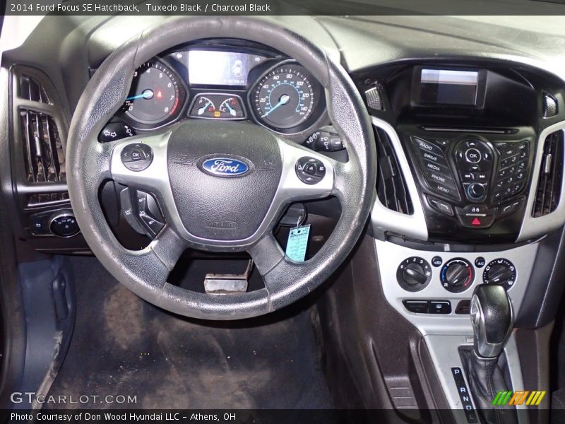 Tuxedo Black / Charcoal Black 2014 Ford Focus SE Hatchback