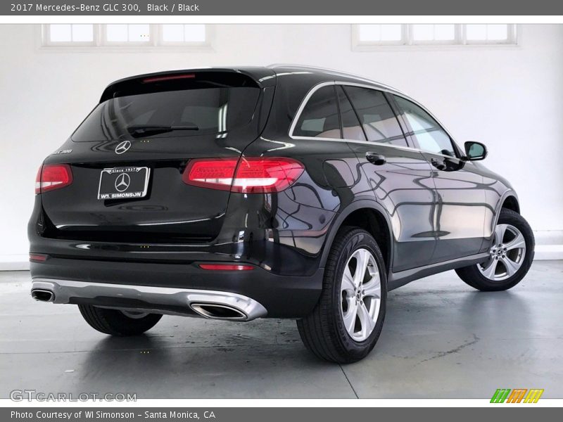 Black / Black 2017 Mercedes-Benz GLC 300