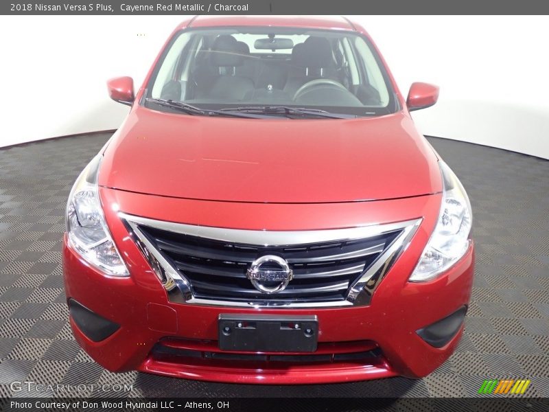 Cayenne Red Metallic / Charcoal 2018 Nissan Versa S Plus