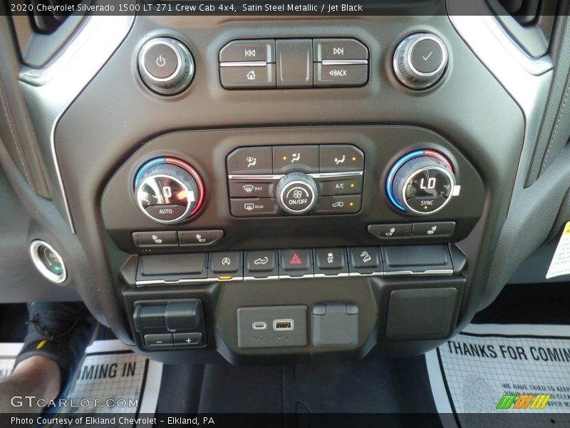 Controls of 2020 Silverado 1500 LT Z71 Crew Cab 4x4