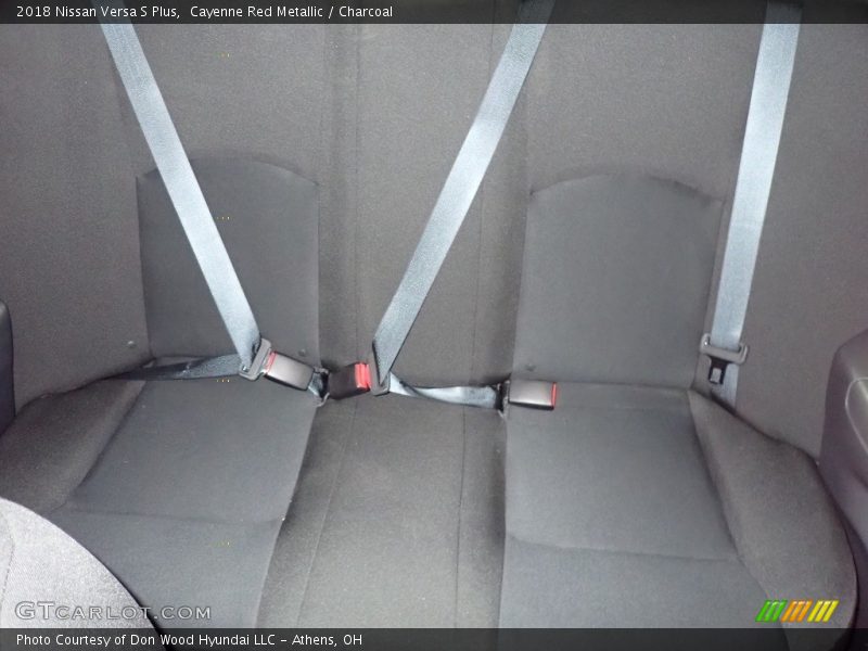 Cayenne Red Metallic / Charcoal 2018 Nissan Versa S Plus