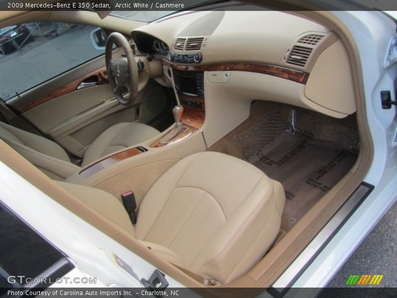Arctic White / Cashmere 2009 Mercedes-Benz E 350 Sedan