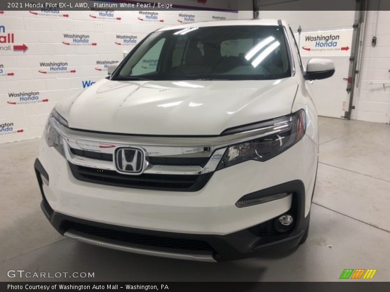 Platinum White Pearl / Beige 2021 Honda Pilot EX-L AWD