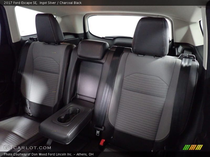 Ingot Silver / Charcoal Black 2017 Ford Escape SE