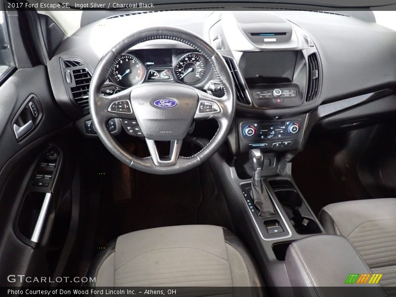 Ingot Silver / Charcoal Black 2017 Ford Escape SE