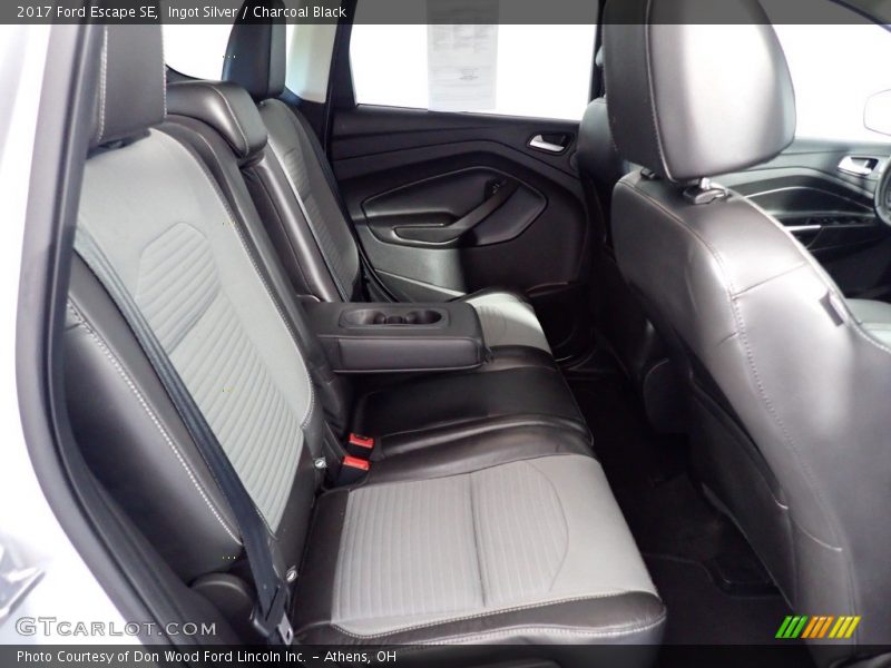 Ingot Silver / Charcoal Black 2017 Ford Escape SE