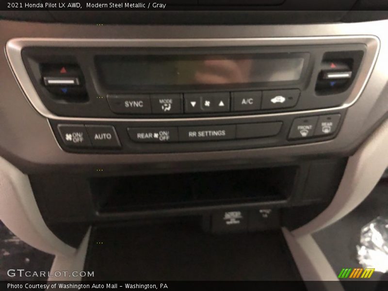 Modern Steel Metallic / Gray 2021 Honda Pilot LX AWD