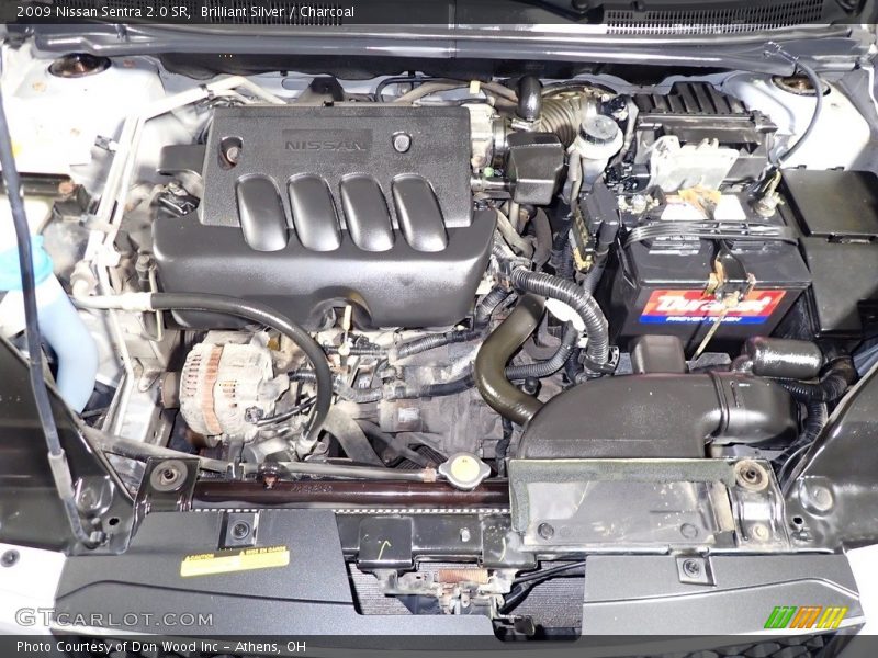 Brilliant Silver / Charcoal 2009 Nissan Sentra 2.0 SR