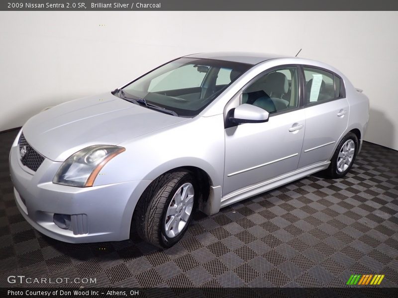 Brilliant Silver / Charcoal 2009 Nissan Sentra 2.0 SR