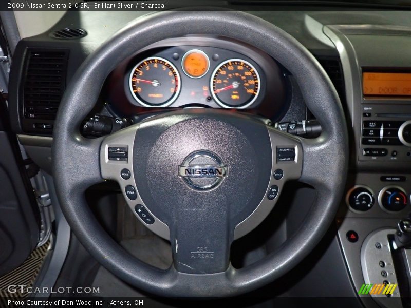Brilliant Silver / Charcoal 2009 Nissan Sentra 2.0 SR