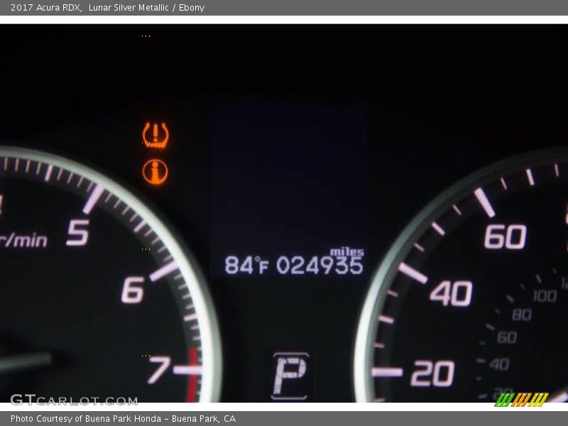 Lunar Silver Metallic / Ebony 2017 Acura RDX