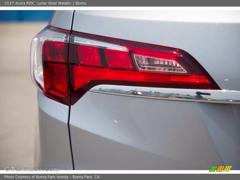 Lunar Silver Metallic / Ebony 2017 Acura RDX