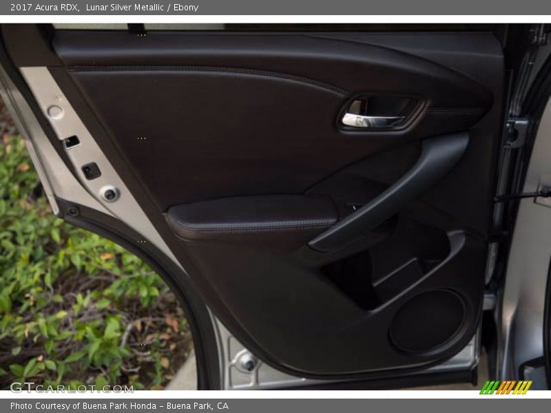 Lunar Silver Metallic / Ebony 2017 Acura RDX