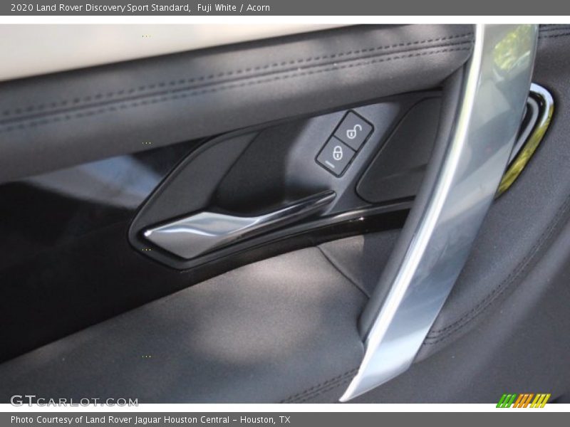 Fuji White / Acorn 2020 Land Rover Discovery Sport Standard