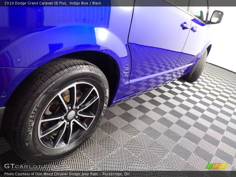 Indigo Blue / Black 2019 Dodge Grand Caravan SE Plus