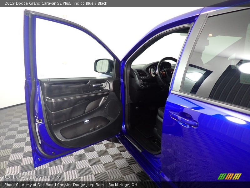 Indigo Blue / Black 2019 Dodge Grand Caravan SE Plus