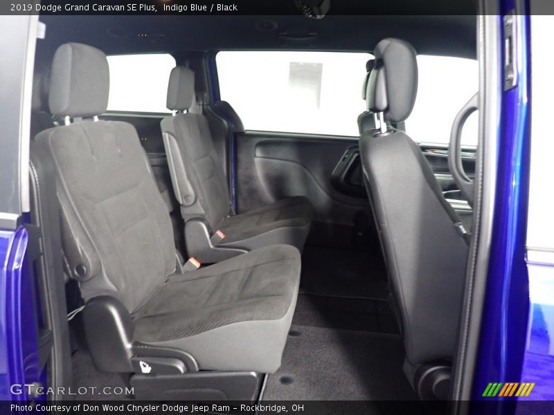Indigo Blue / Black 2019 Dodge Grand Caravan SE Plus