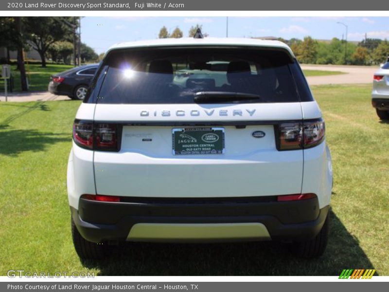 Fuji White / Acorn 2020 Land Rover Discovery Sport Standard