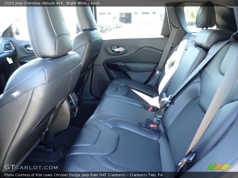 Bright White / Black 2020 Jeep Cherokee Altitude 4x4