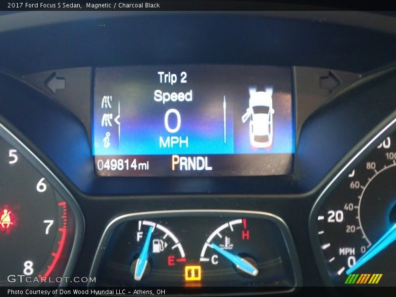 Magnetic / Charcoal Black 2017 Ford Focus S Sedan