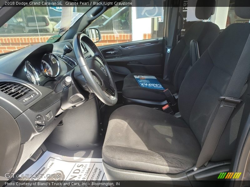 Granite Pearl / Black/Light Graystone 2018 Dodge Grand Caravan SE