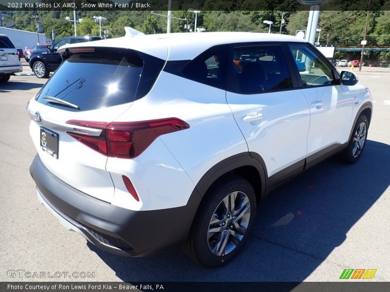 Snow White Pearl / Black 2021 Kia Seltos LX AWD
