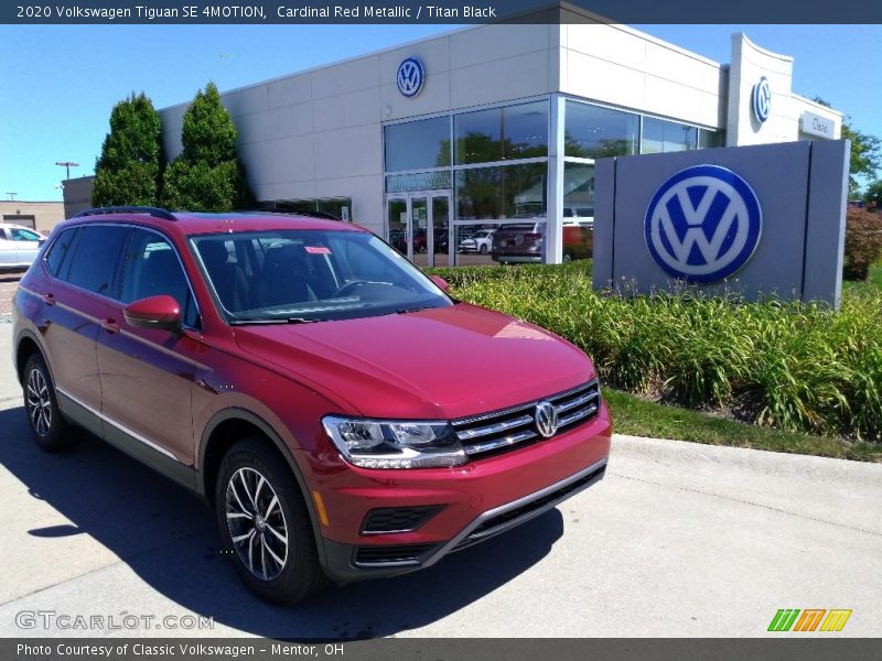 Cardinal Red Metallic / Titan Black 2020 Volkswagen Tiguan SE 4MOTION