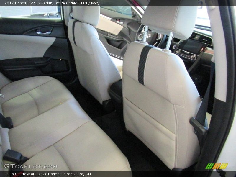 Rear Seat of 2017 Civic EX Sedan