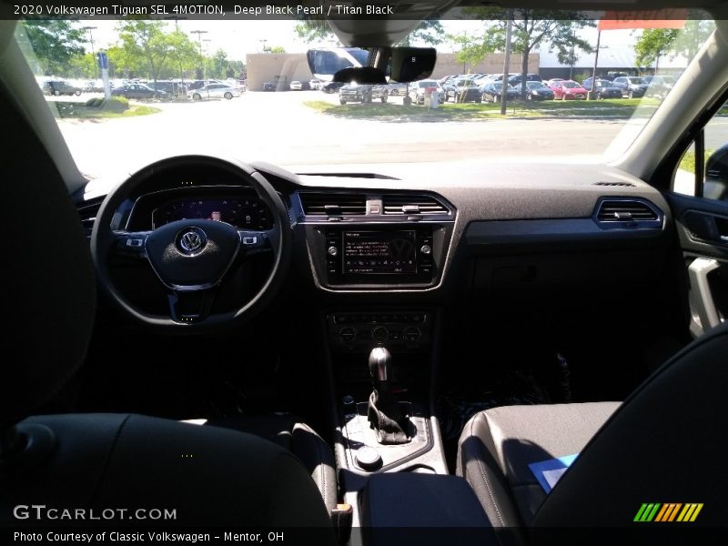 Deep Black Pearl / Titan Black 2020 Volkswagen Tiguan SEL 4MOTION