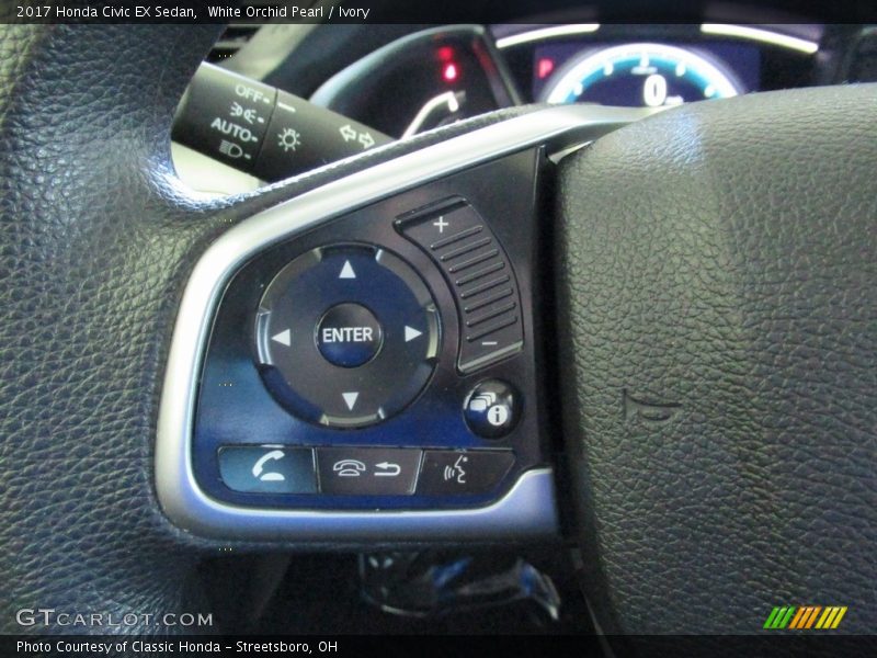 Controls of 2017 Civic EX Sedan
