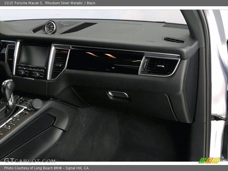 Rhodium Silver Metallic / Black 2015 Porsche Macan S
