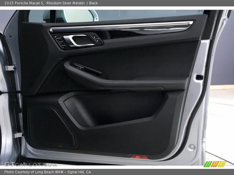 Door Panel of 2015 Macan S