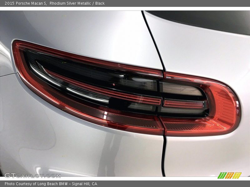Rhodium Silver Metallic / Black 2015 Porsche Macan S