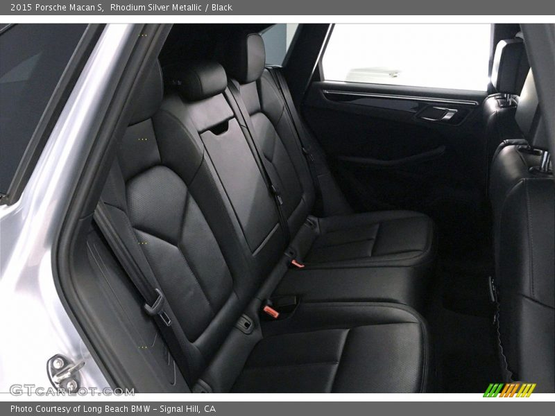 Rear Seat of 2015 Macan S