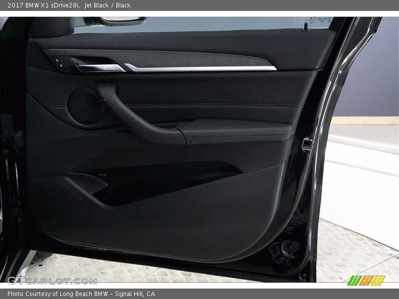 Jet Black / Black 2017 BMW X1 sDrive28i