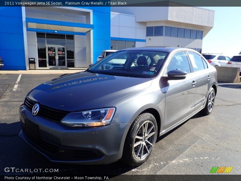 Platinum Gray Metallic / Titan Black 2011 Volkswagen Jetta SE Sedan