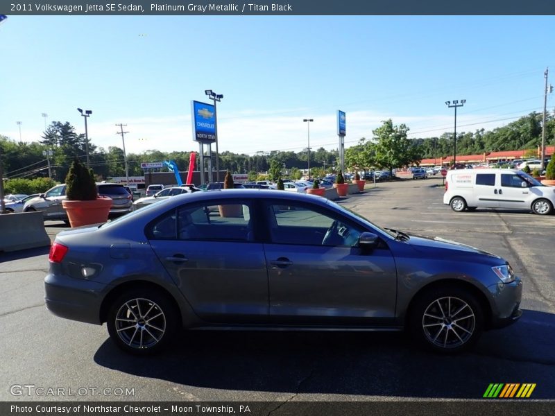 Platinum Gray Metallic / Titan Black 2011 Volkswagen Jetta SE Sedan