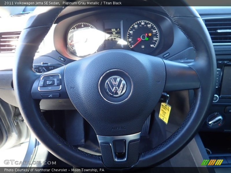 Platinum Gray Metallic / Titan Black 2011 Volkswagen Jetta SE Sedan