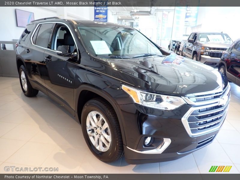 Mosaic Black Metallic / Jet Black 2020 Chevrolet Traverse LT AWD