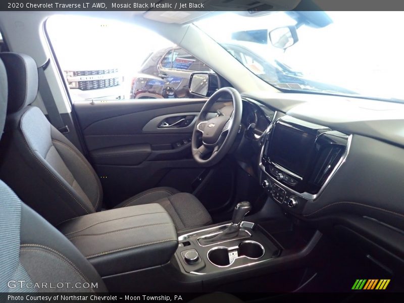 Mosaic Black Metallic / Jet Black 2020 Chevrolet Traverse LT AWD