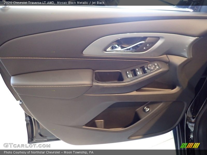 Mosaic Black Metallic / Jet Black 2020 Chevrolet Traverse LT AWD