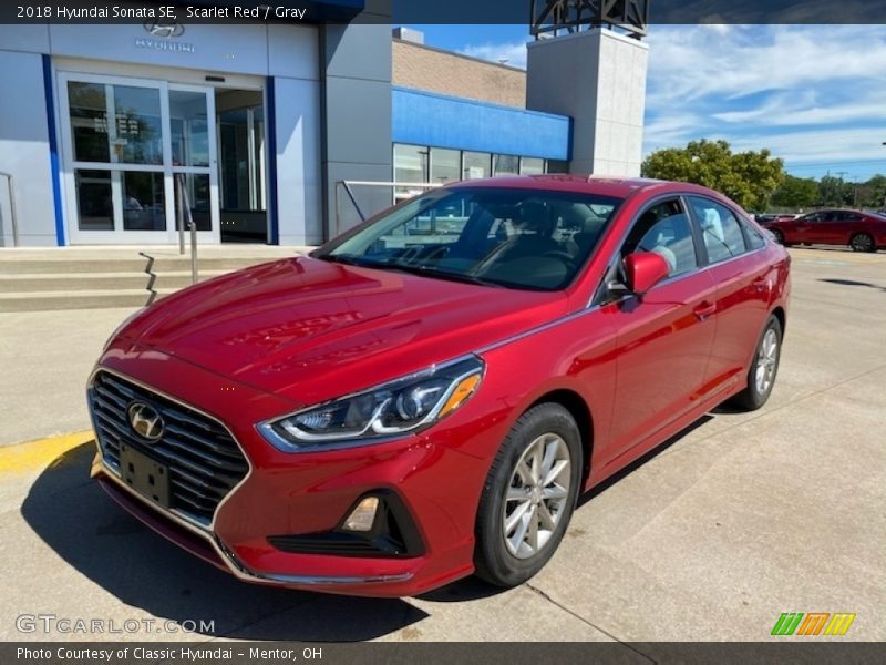 Scarlet Red / Gray 2018 Hyundai Sonata SE