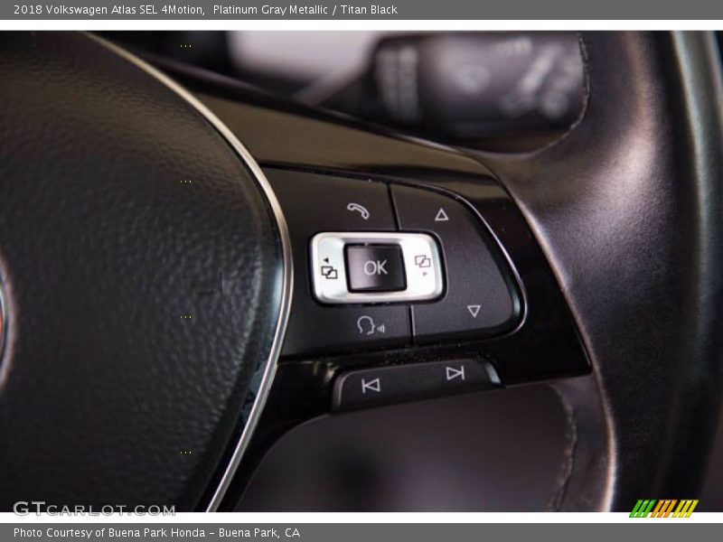 Platinum Gray Metallic / Titan Black 2018 Volkswagen Atlas SEL 4Motion