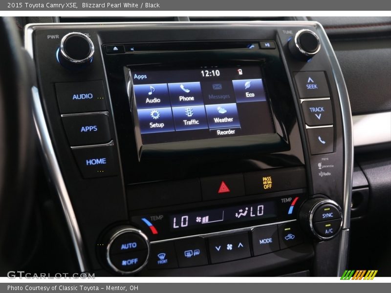 Controls of 2015 Camry XSE