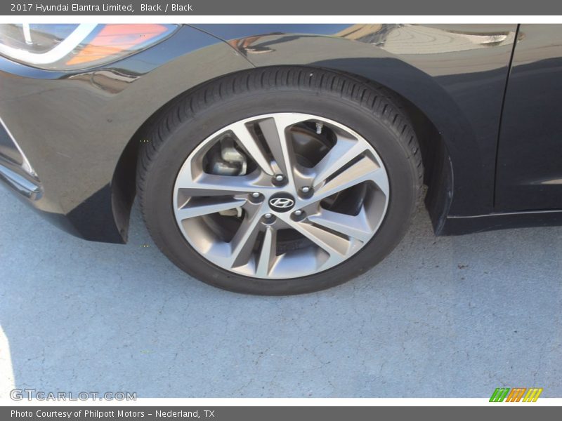 Black / Black 2017 Hyundai Elantra Limited